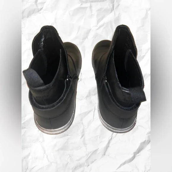 Prada Men's Black Leather Chelsea Boots - Picture 5 of 13